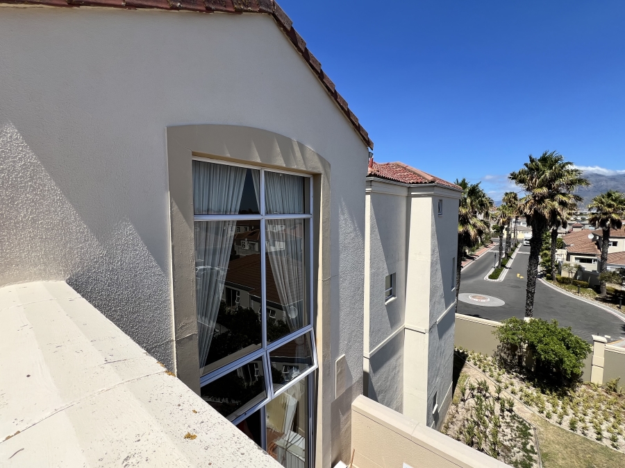 To Let 2 Bedroom Property for Rent in Century City Western Cape